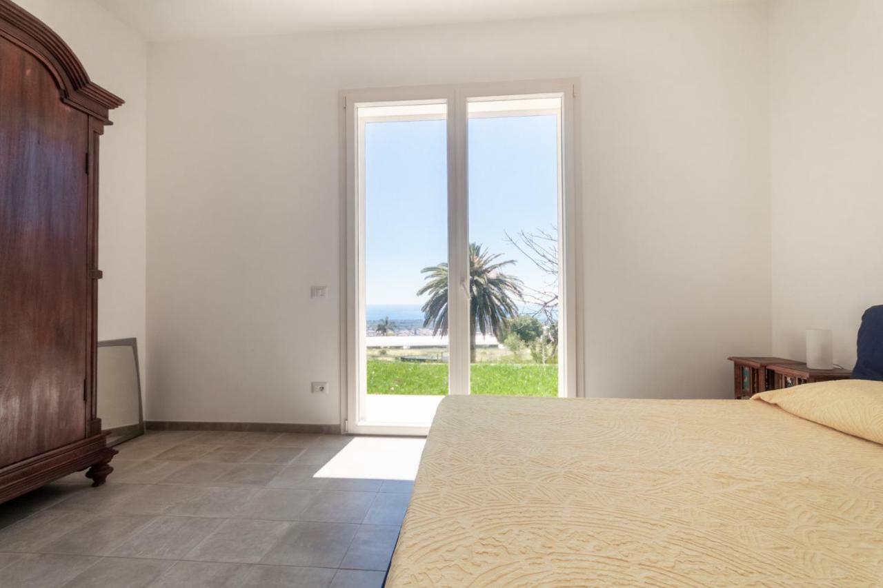 Villa Palm Hill Piedimonte Etneo Exterior foto