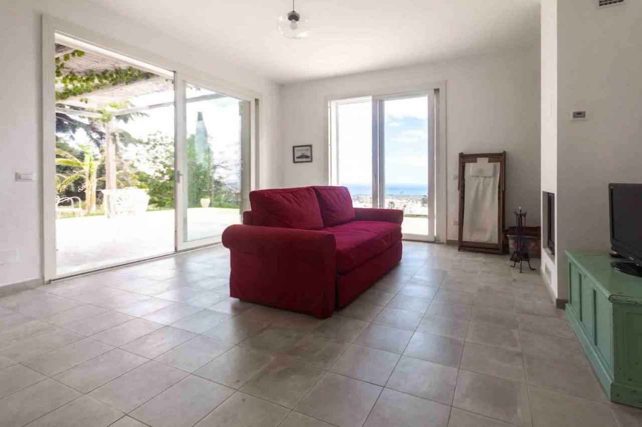 Villa Palm Hill Piedimonte Etneo Exterior foto